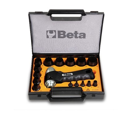 Assortimento Di 15 Fustelle Da 3 A 30 Mm E 1 Accessorio