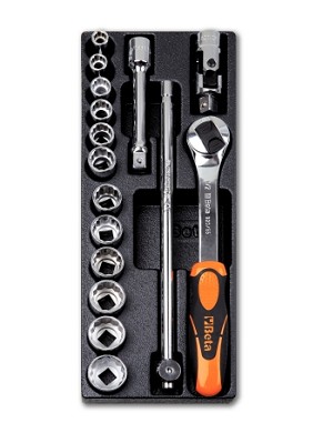 Termoformato Rigido Con Assortimento Di Utensili