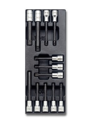Termoformato Rigido Con Assortimento Di Utensili